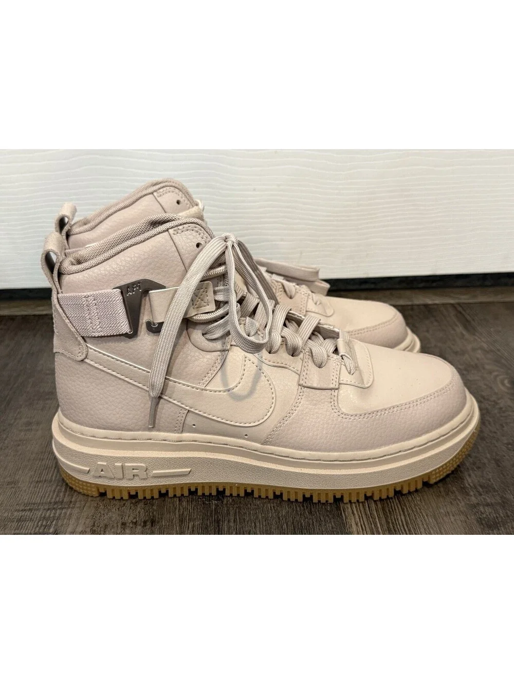 Nike Women's Air Force 1 High Utility 2.0 'Arctic Pink Gum' 8.5 Shoes DC3584-200